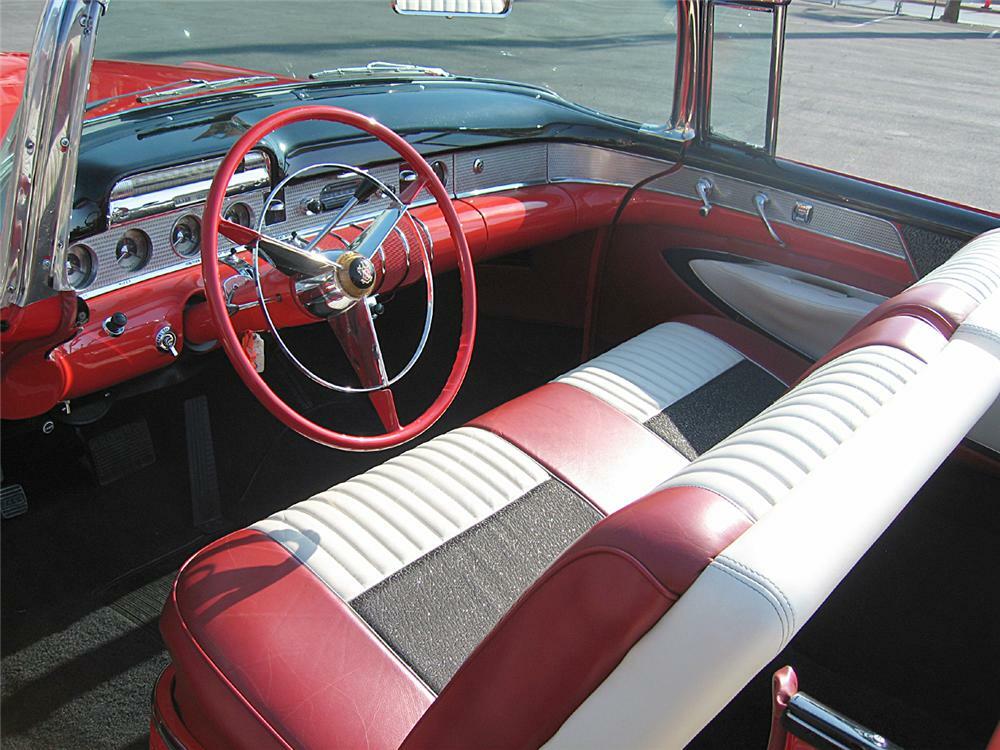 1955 BUICK ROADMASTER CONVERTIBLE - Interior - 66364