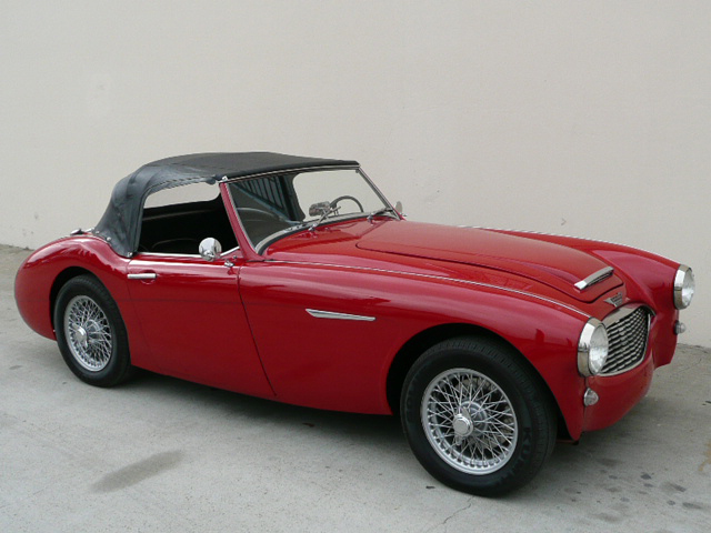 1961 AUSTIN-HEALEY 3000 BT7 CONVERTIBLE - Front 3/4 - 70792