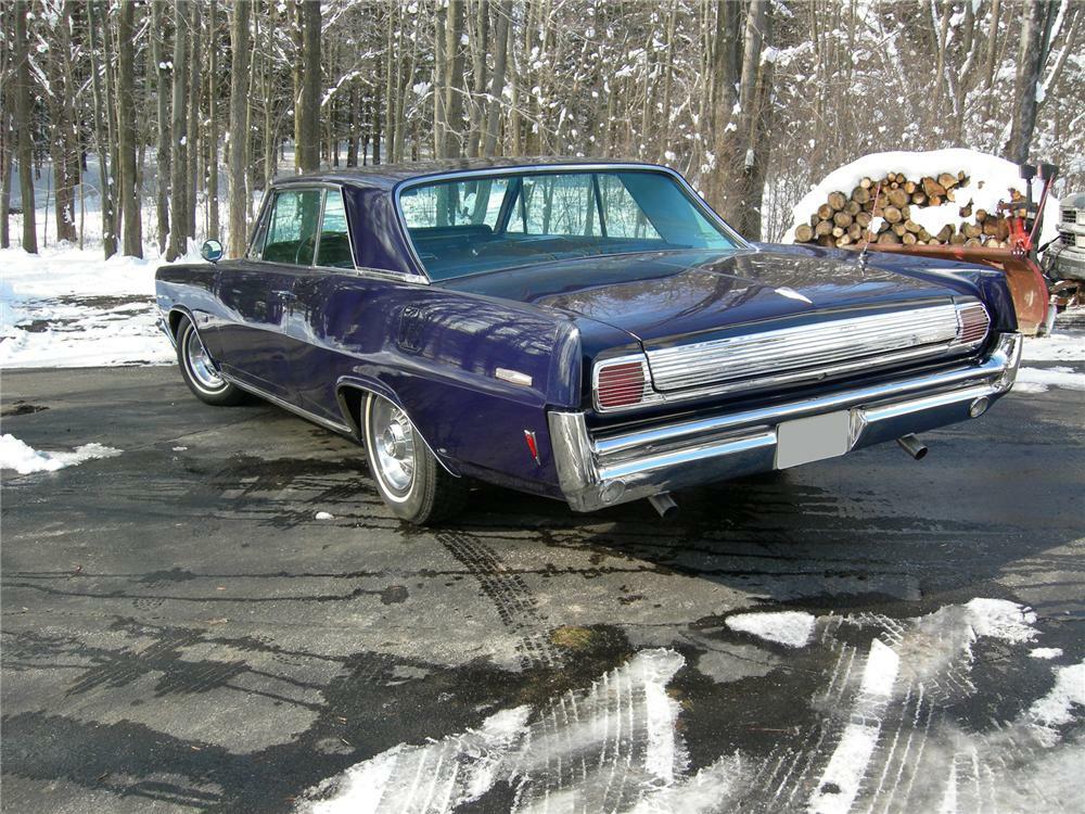 1963 PONTIAC GRAND PRIX TRI-POWER 421 2 DOOR HARDTOP - Rear 3/4 - 70935