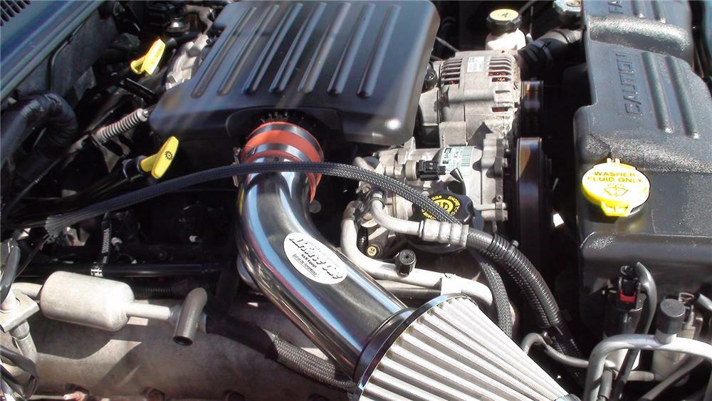 2000 DODGE DURANGO CUSTOM SUV - Engine - 70946