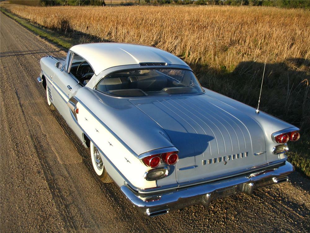 1958 PONTIAC BONNEVILLE 2 DOOR HARDTOP - Rear 3/4 - 70969