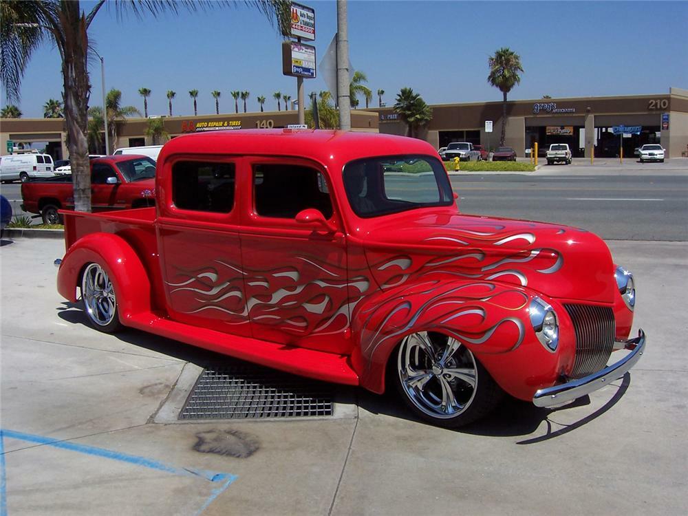 1940 FORD CUSTOM PICKUP - Front 3/4 - 71090