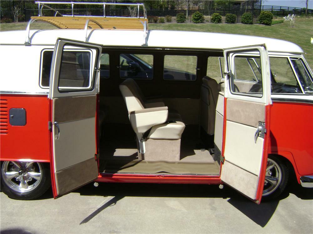 1966 VOLKSWAGEN CUSTOM BUS - Interior - 71147
