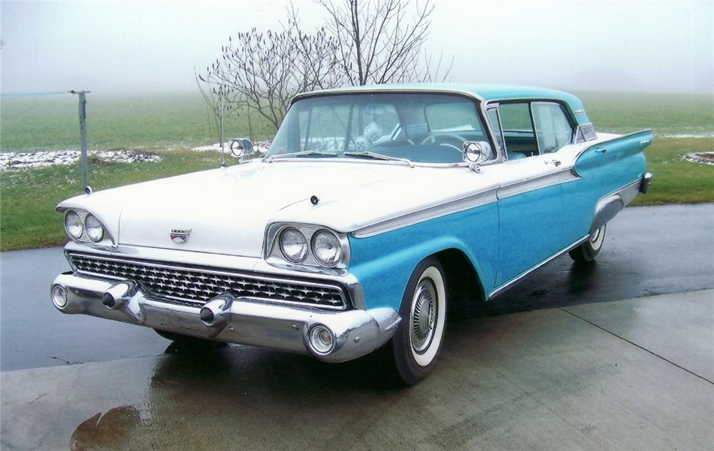 1959 FORD GALAXIE TOWN VICTORIA 4 DOOR SEDAN - Front 3/4 - 71188