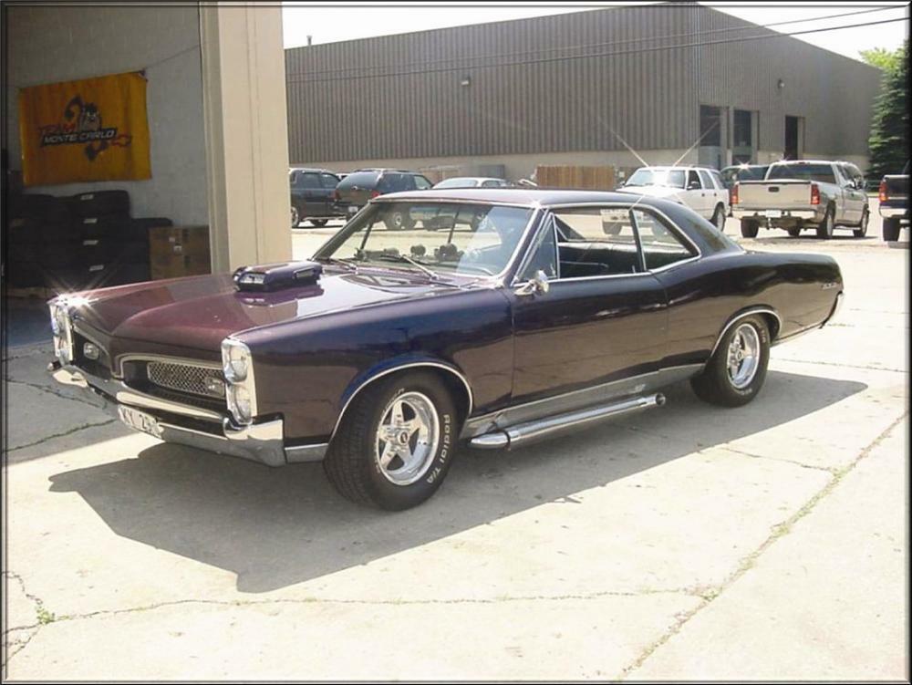 1967 PONTIAC GTO CUSTOM HARDTOP "XXX MOVIE CAR" - Front 3/4 - 71634