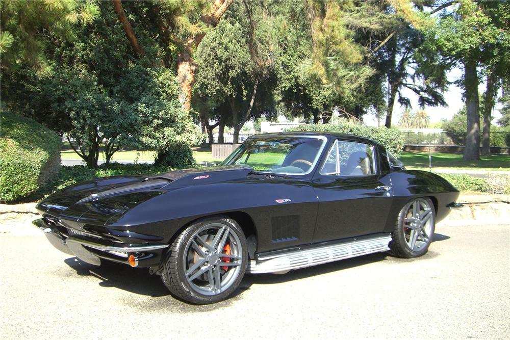 1967 CHEVROLET CORVETTE CUSTOM PRO-TOURING COUPE - Side Profile - 71658