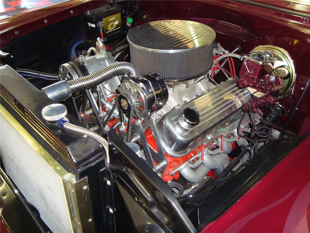 1955 PONTIAC CHIEFTAIN CUSTOM 2 DOOR STATION WAGON - Engine - 71743