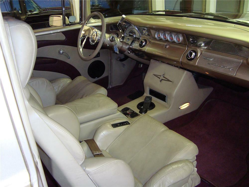 1955 PONTIAC CHIEFTAIN CUSTOM 2 DOOR STATION WAGON - Interior - 71743