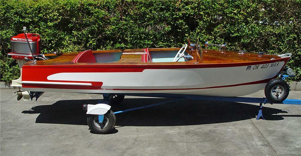 1956 HEALEY SKI-MASTER 15 RUNABOUT BOAT - Front 3/4 - 71836