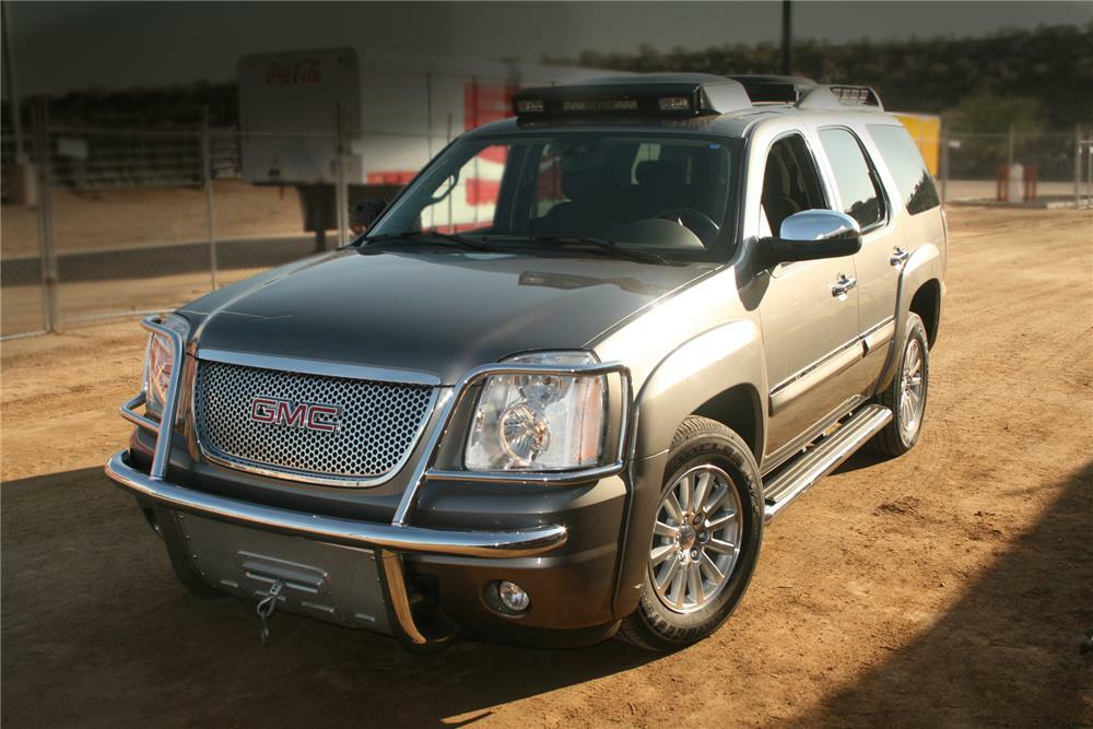 2007 GMC YUKON 'CSI: VEGAS'