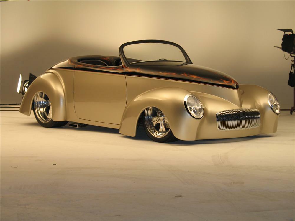 1941 WILLYS CUSTOM ROADSTER - Front 3/4 - 72756