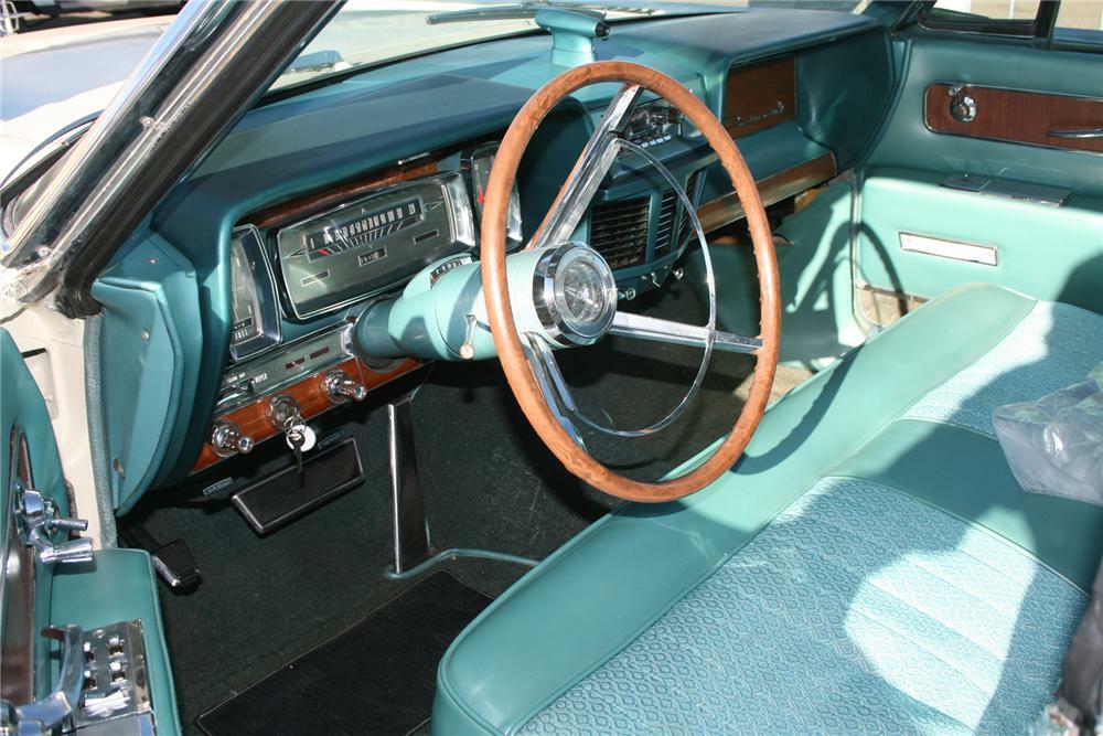1962 LINCOLN CONTINENTAL "USED BY PRESIDENT KENNEDY" - Interior - 73595