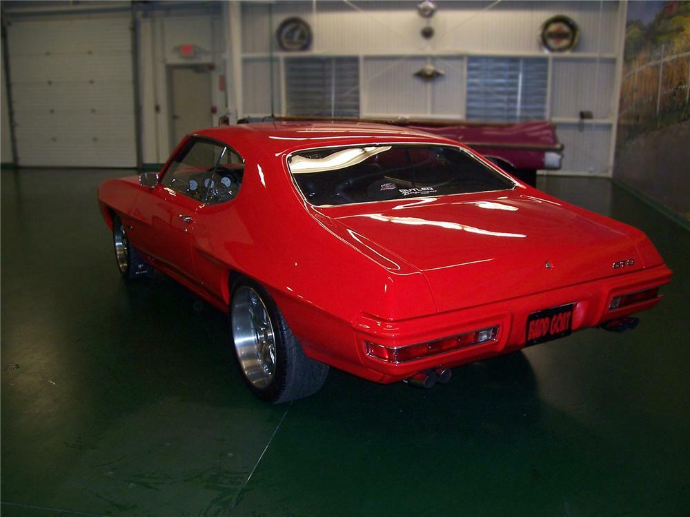 1970 PONTIAC GTO PRO-TOURING COUPE - Rear 3/4 - 75015.