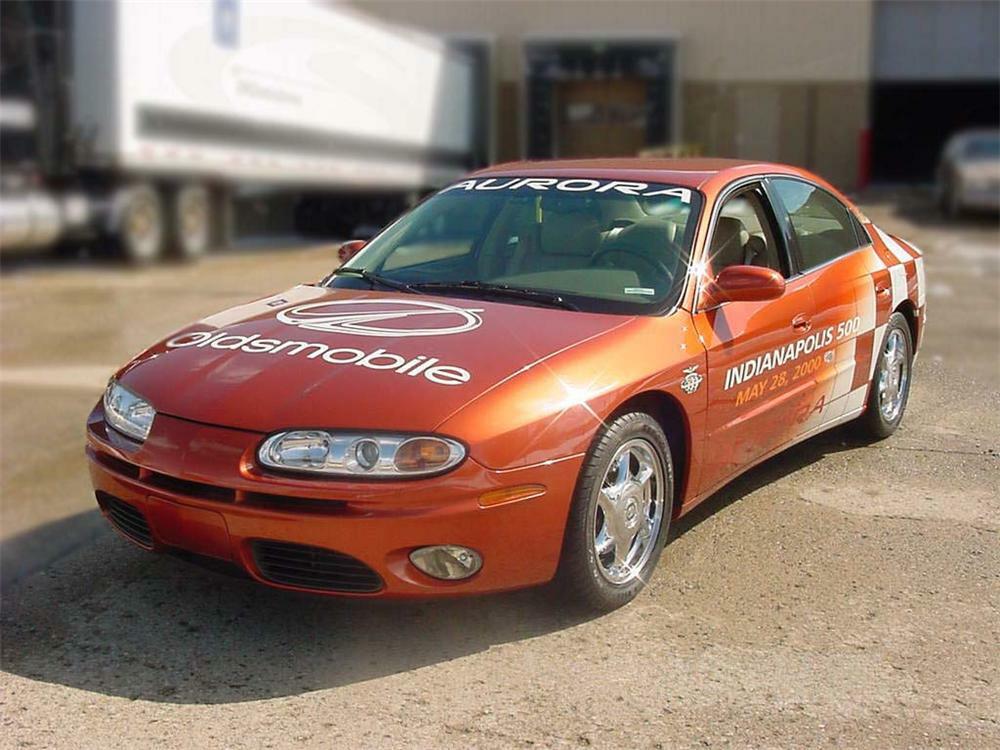 2001 Oldsmobile Aurora Indy 500 Pace Car 1