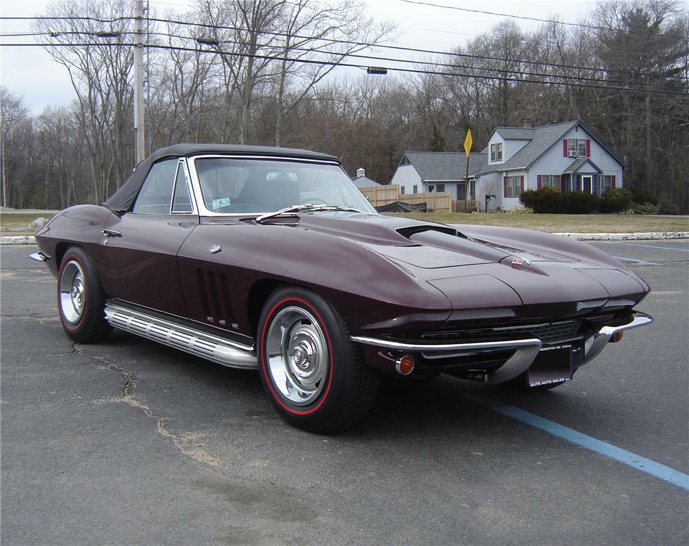 1966 CHEVROLET CORVETTE CONVERTIBLE - Front 3/4 - 75389