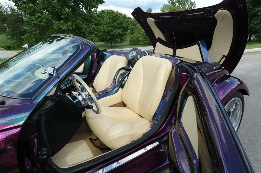 2000 PLYMOUTH PROWLER CUSTOM ROADSTER - Interior - 79589