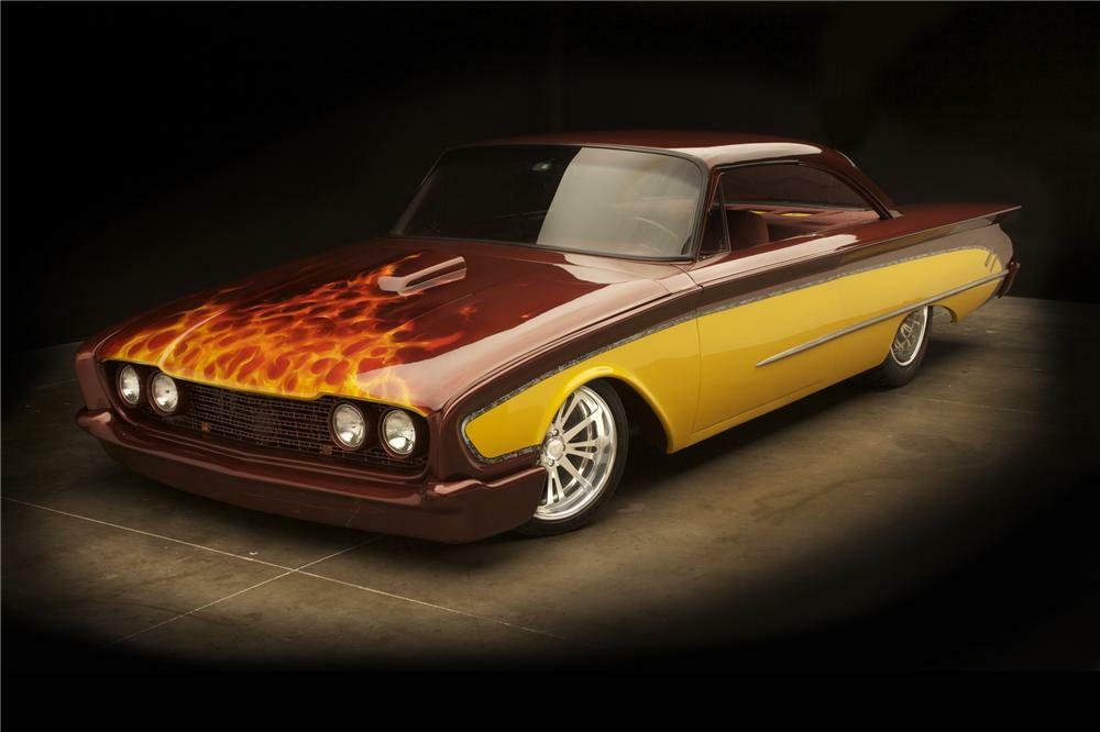 1960 FORD STARLINER CUSTOM 2 DOOR HARDTOP - Front 3/4 - 79610