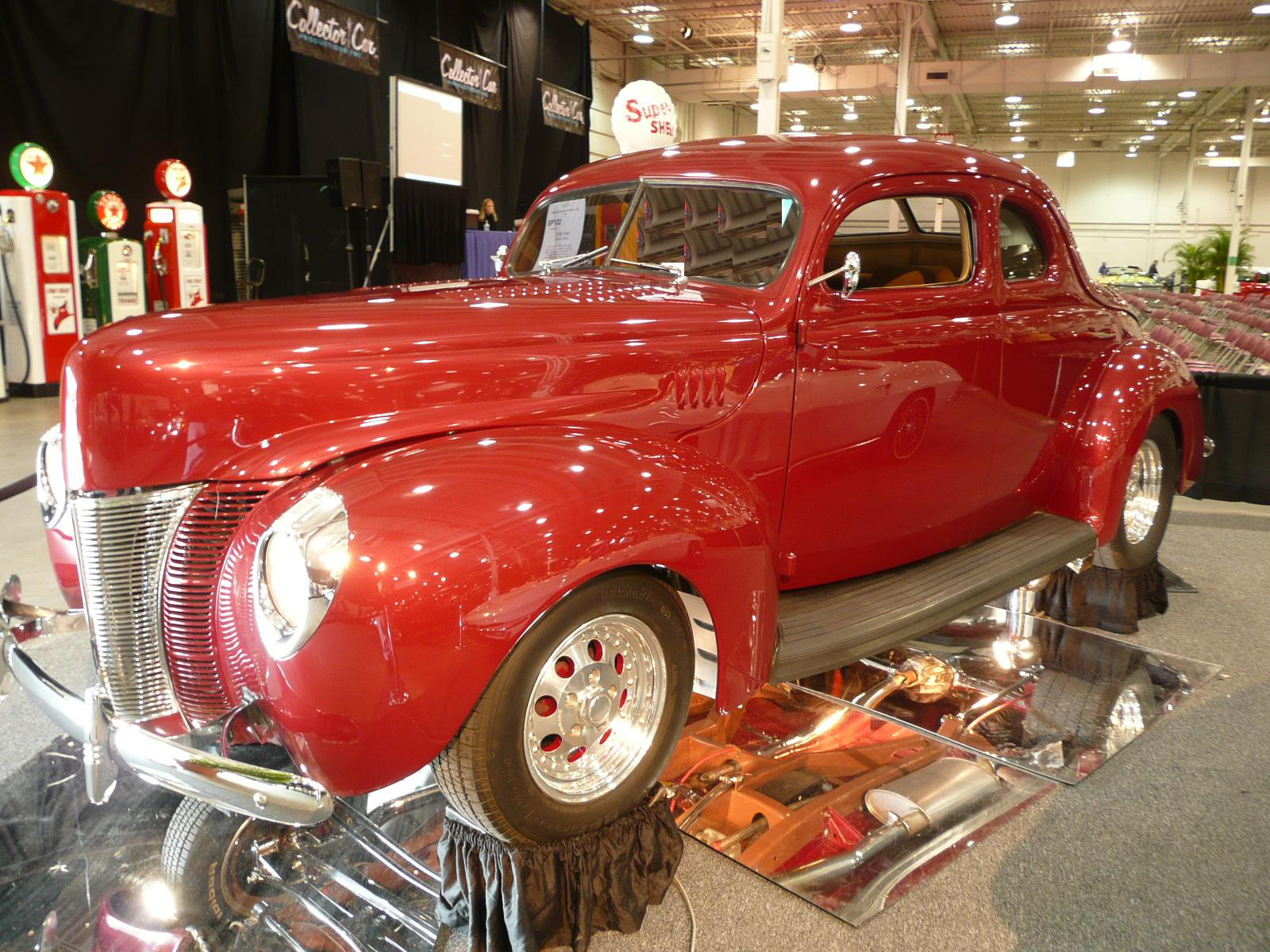 1940 FORD STREET ROD COUPE - Front 3/4 - 80944