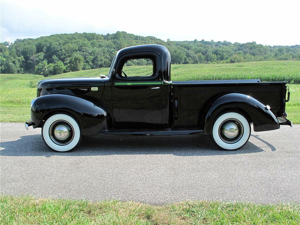 1941 FORD PICKUP - Side Profile - 81016