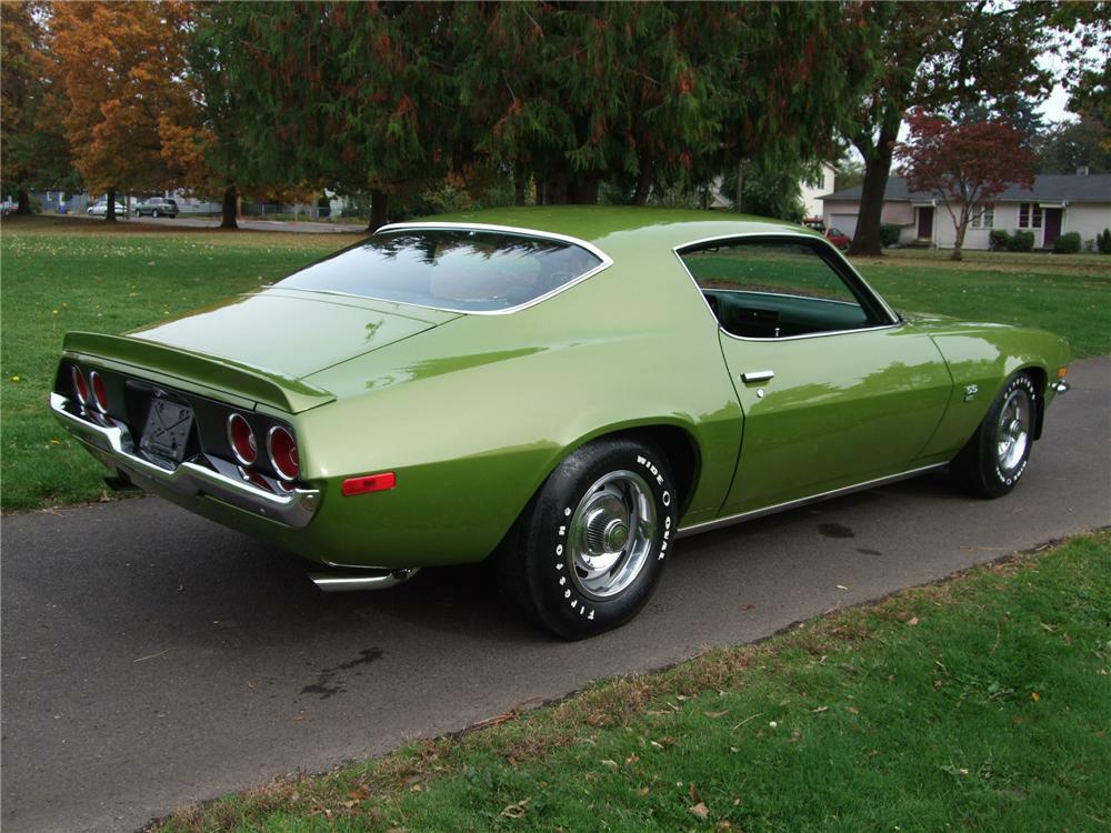1970-chevrolet-camaro-ss-coupe-rear-3-4-81119
