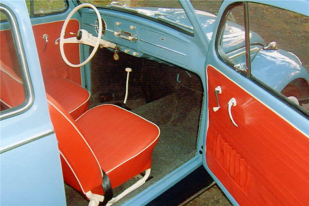 1959 VOLKSWAGEN BEETLE DELUXE SEDAN - Interior - 81174