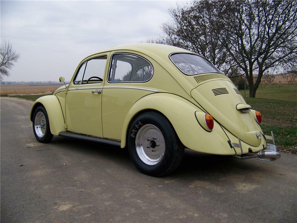 Custom Volkswagen Beetle жёлтая