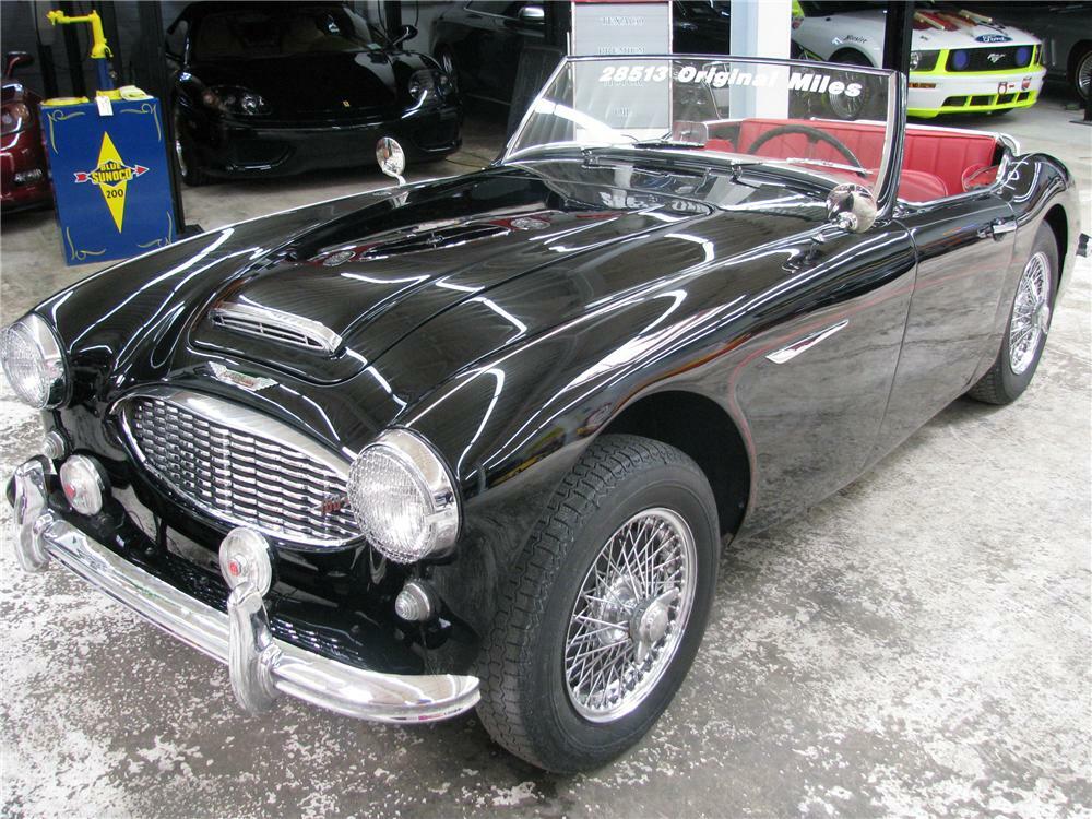 1959 AUSTIN-HEALEY 100-6 CONVERTIBLE - Front 3/4 - 81618