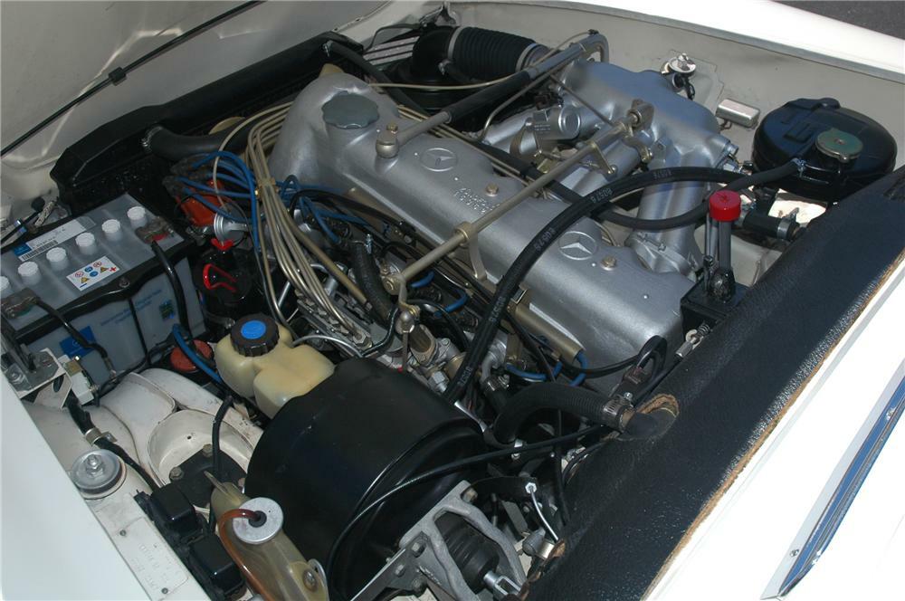 1964 MERCEDES-BENZ 230SL CONVERTIBLE - Engine - 81788