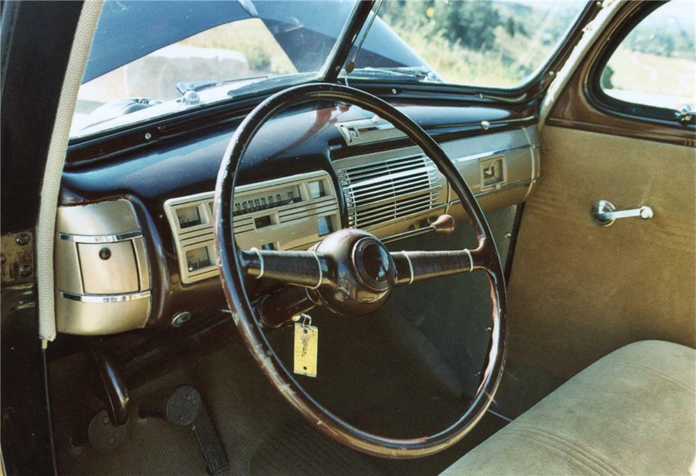 1940-ford-4-door-sedan-interior-81831