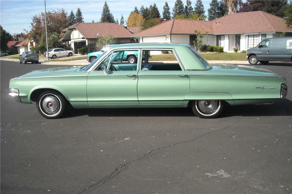 1965 Chrysler Newport 4 Door Sedan