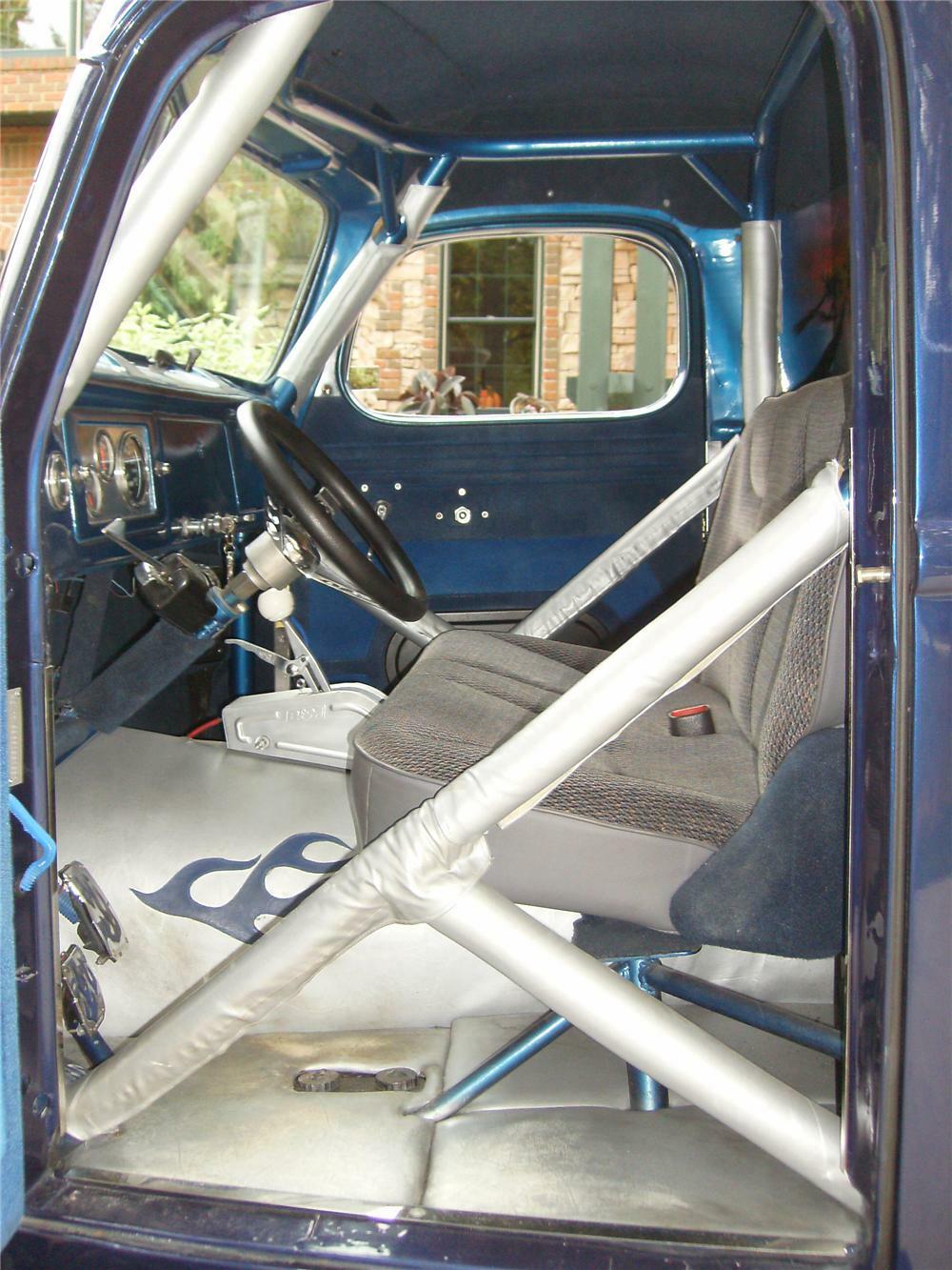 1947 INTERNATIONAL CUSTOM PICKUP - Interior - 81888