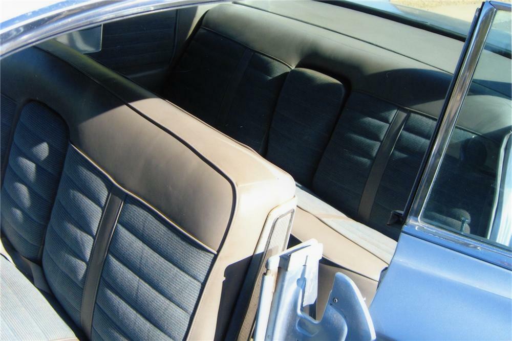 1961 CADILLAC DE VILLE 4 DOOR HARDTOP - Interior - 82095