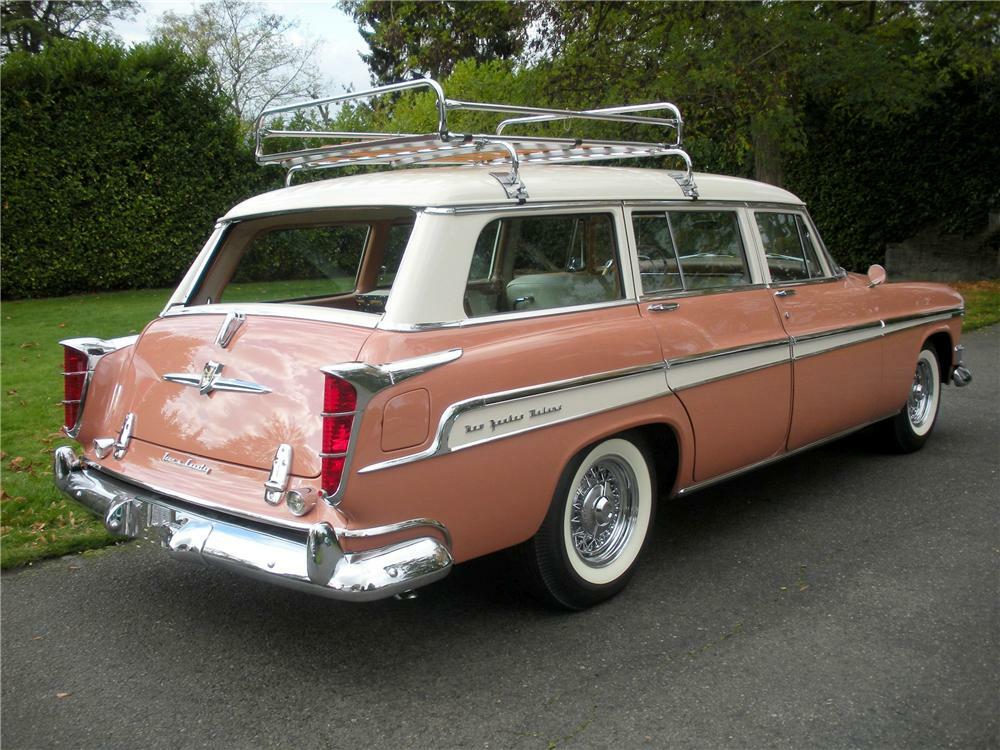 1955 CHRYSLER NEW YORKER TOWN & COUNTRY WAGON - Rear 3/4 - 82232