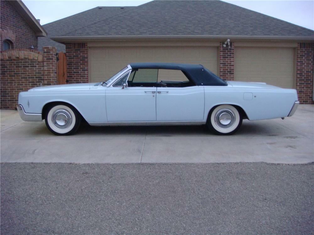 1966 LINCOLN CONTINENTAL 4 DOOR CONVERTIBLE - Side Profile - 82367