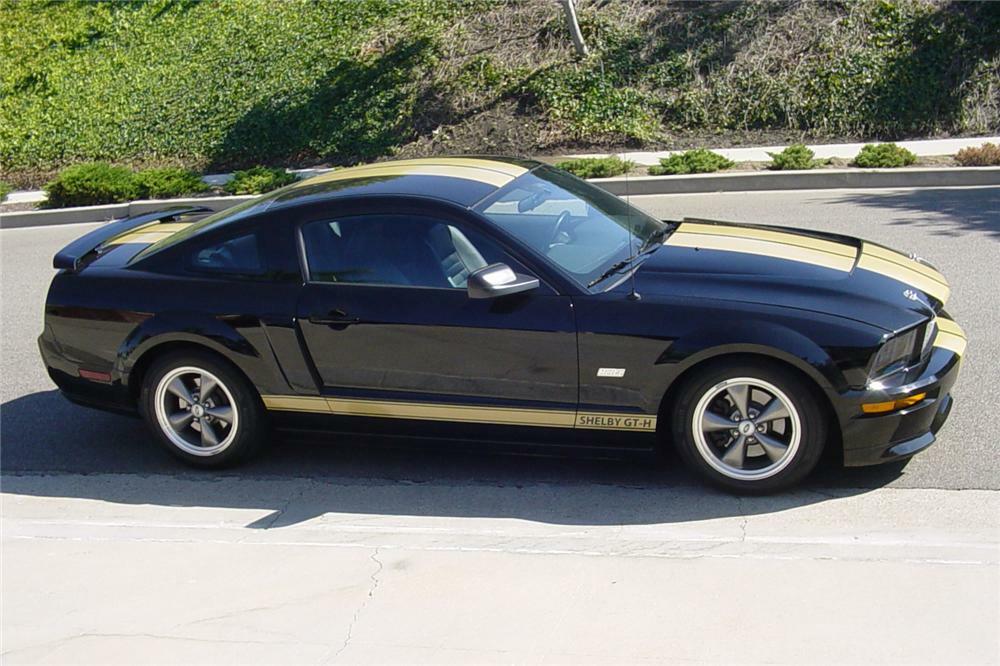 2006 Ford Shelby Hertz Mustang Fastback