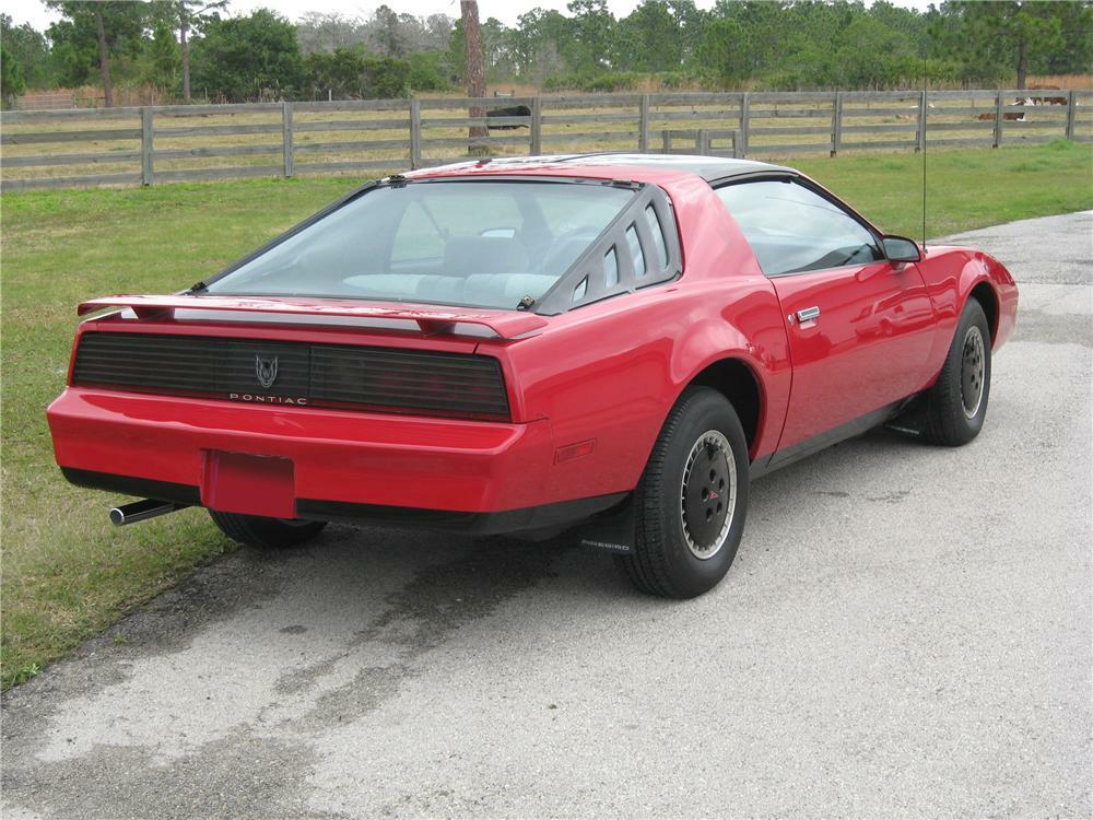 1984 PONTIAC TRANS AM 2 DOOR COUPE - Rear 3/4 - 88986