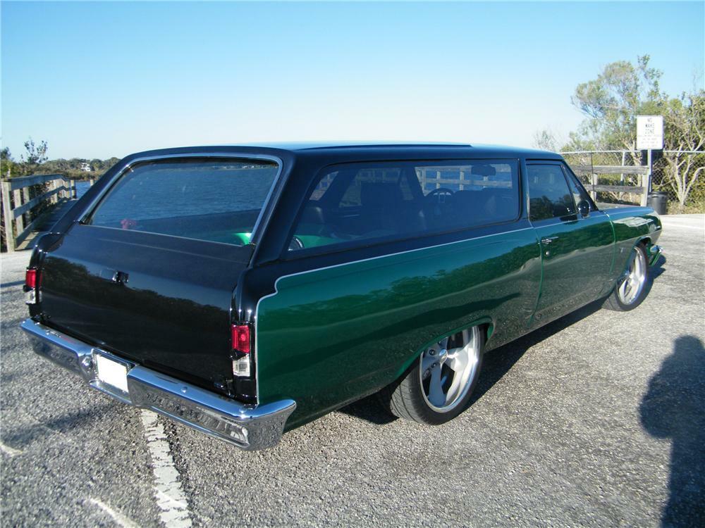 1964 CHEVROLET CHEVELLE CUSTOM 2 DOOR WAGON - Rear 3/4 - 89091