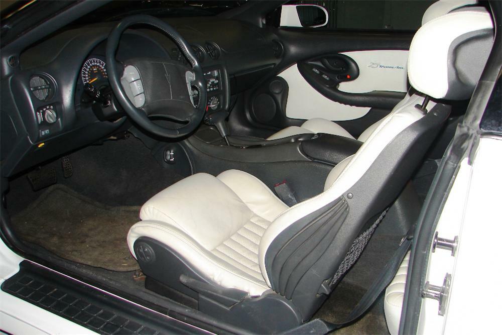 1994 PONTIAC FIREBIRD TRANS AM CONVERTIBLE - Interior - 89139