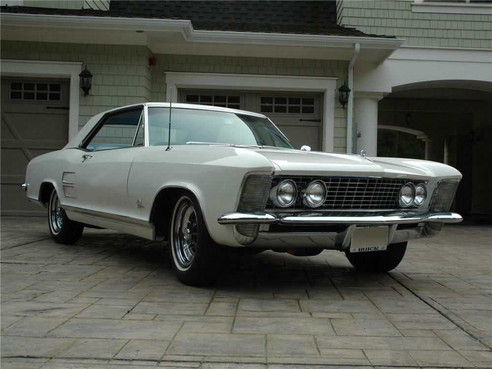 1964 BUICK RIVIERA 2 DOOR COUPE - Front 3/4 - 89153