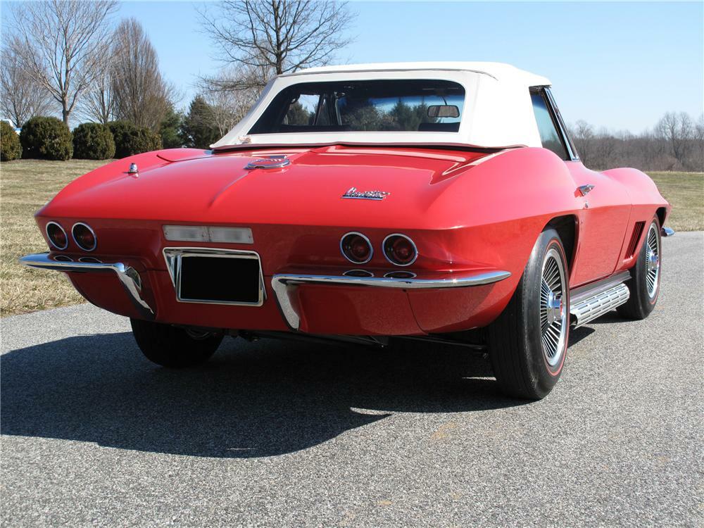 1967 CHEVROLET CORVETTE CONVERTIBLE - Rear 3/4 - 89191