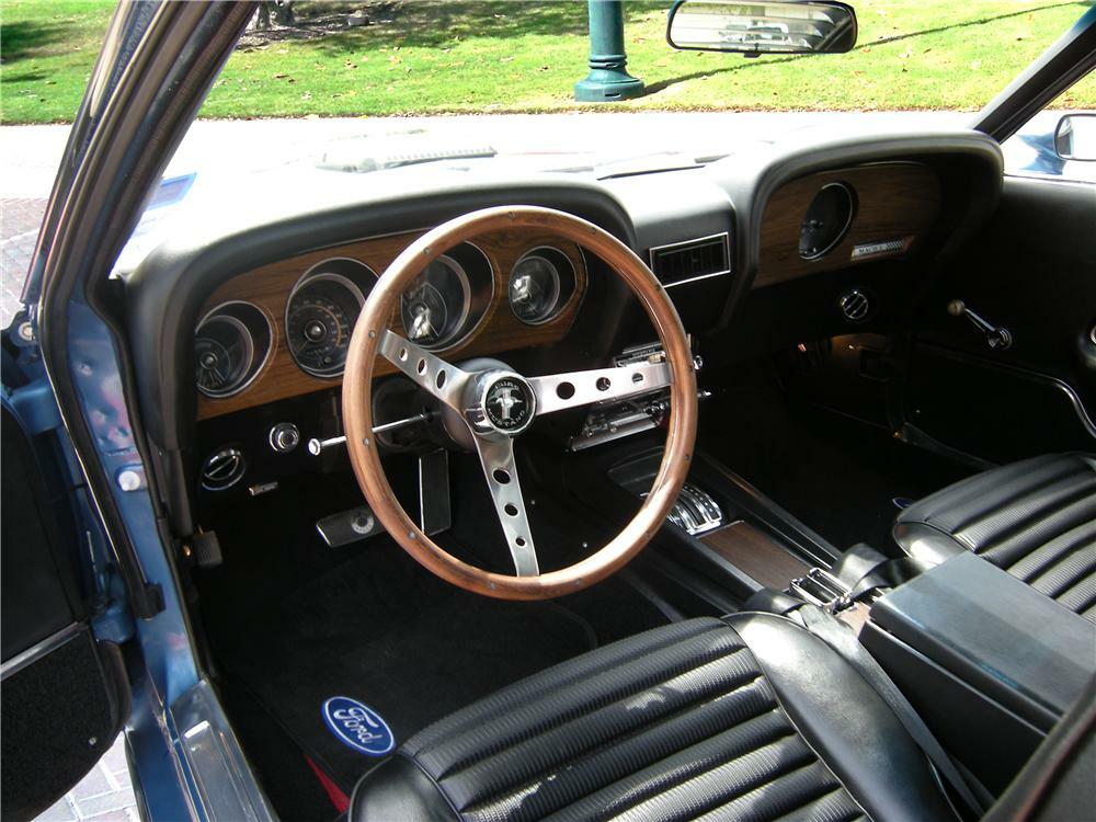 1969 FORD MUSTANG MACH 1 FASTBACK - Interior - 90901