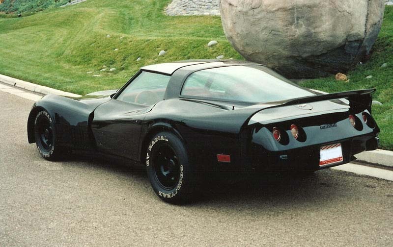 1979 CHEVROLET CORVETTE CUSTOM COUPE - Rear 3/4 - 90990