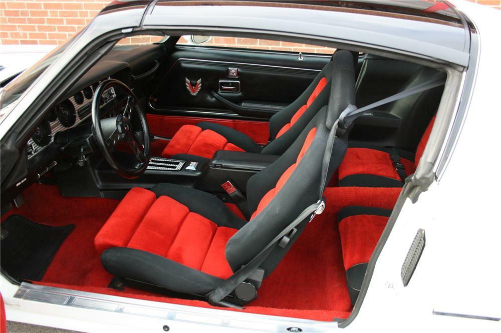 1981 PONTIAC FIREBIRD TRANS AM COUPE - Interior - 91079