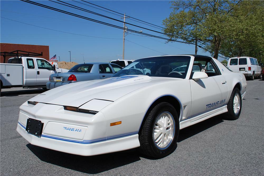 1984 PONTIAC FIREBIRD TRANS AM 15TH ANNIVERSARY EDITION Front 3 4 91166