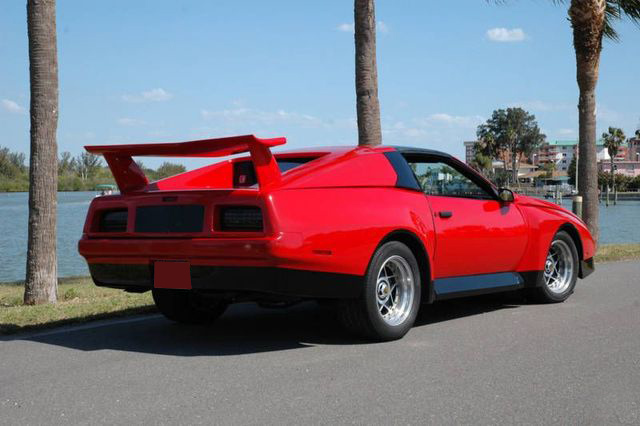 1986 PONTIAC TOJAN GT COUPE - Rear 3/4 - 91682