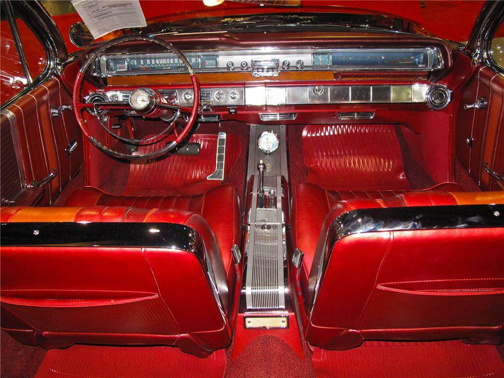 1962 PONTIAC BONNEVILLE CONVERTIBLE - Interior - 93532