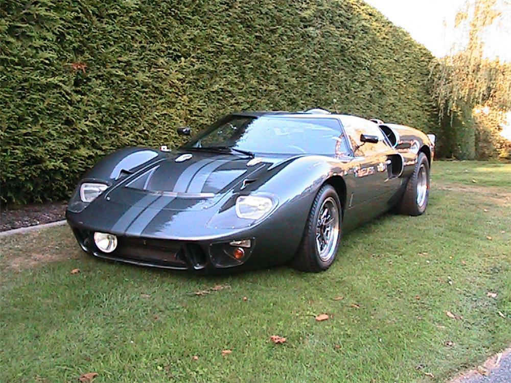 1966 FORD GT40 2 DOOR COUPE - Front 3/4 - 93551