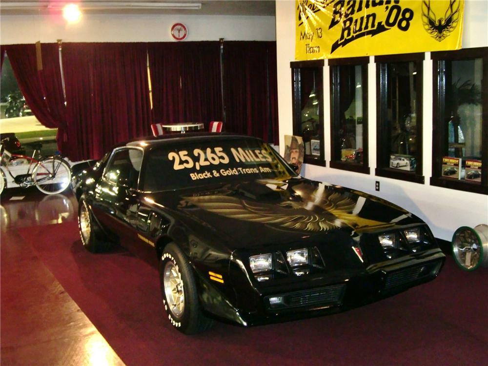1980 PONTIAC TRANS AM 2 DOOR COUPE - Front 3/4 - 93630