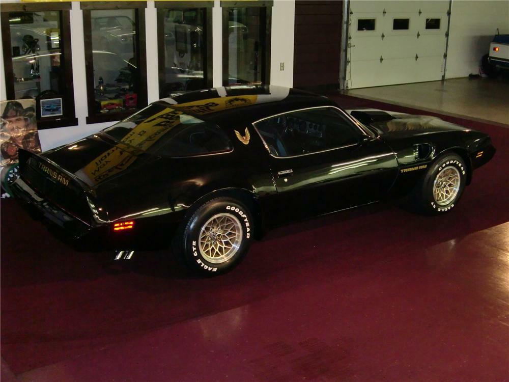 1980 PONTIAC TRANS AM 2 DOOR COUPE - Rear 3/4 - 93630