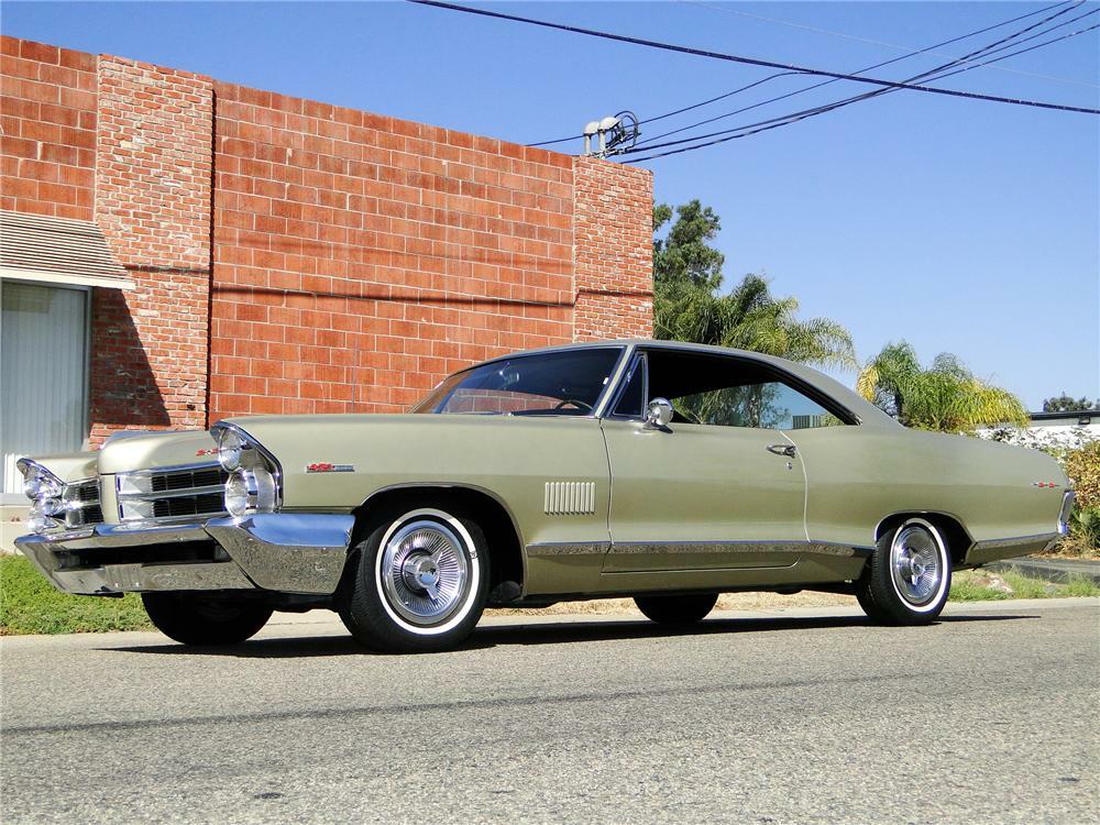 1965 PONTIAC CATALINA 2 DOOR COUPE - Front 3/4 - 93663